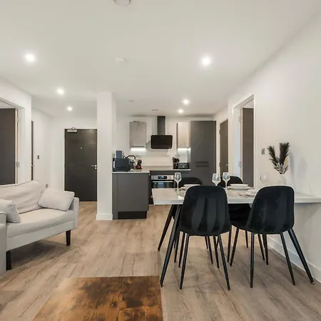 Zeni Ouse Court Spacious 2bed Appartement *