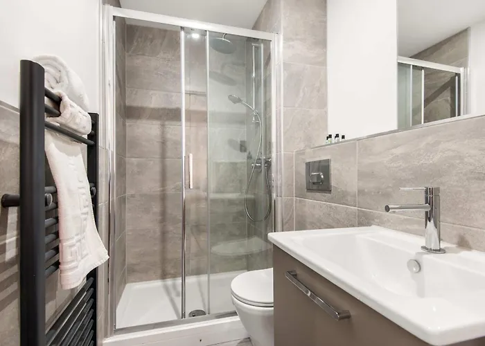 Zeni Ouse Court Spacious 2bed York