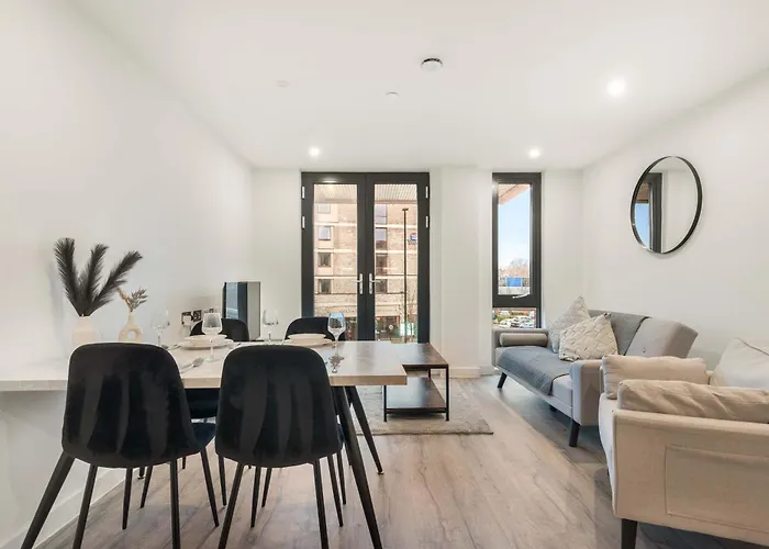 Zeni Ouse Court Spacious 2bed Lejlighed