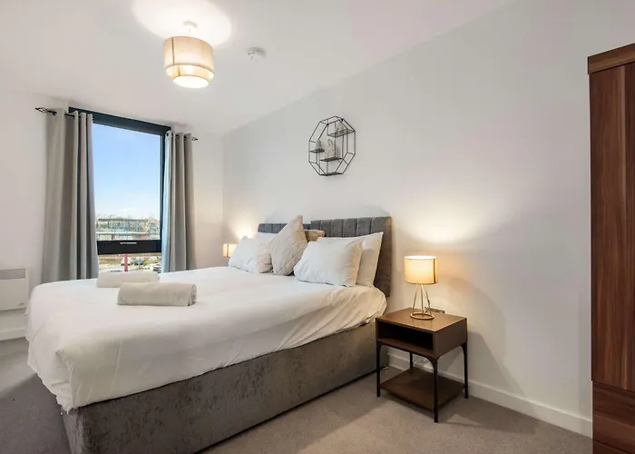 Zeni Ouse Court Spacious 2bed Lejlighed