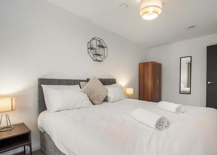 Zeni Ouse Court Spacious 2bed *