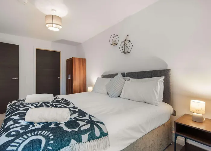 Zeni Ouse Court Spacious 2bed Lejlighed