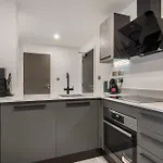 Zeni Ouse Court Spacious 2bed *