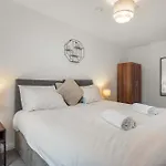 Zeni Ouse Court Spacious 2bed York