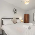Zeni Ouse Court Spacious 2bed *