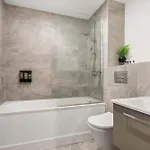 Apartment Zeni Ouse Court Spacious 2bed