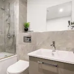 Zeni Ouse Court Spacious 2bed *